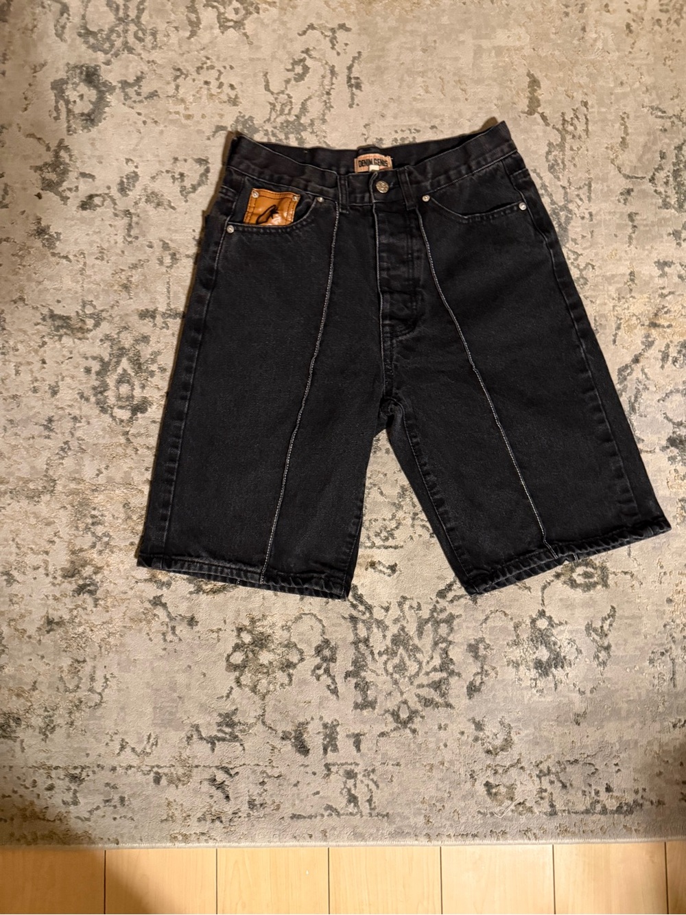 Relaxed Black Men's Denim Shorts - Casual Everyday Fit